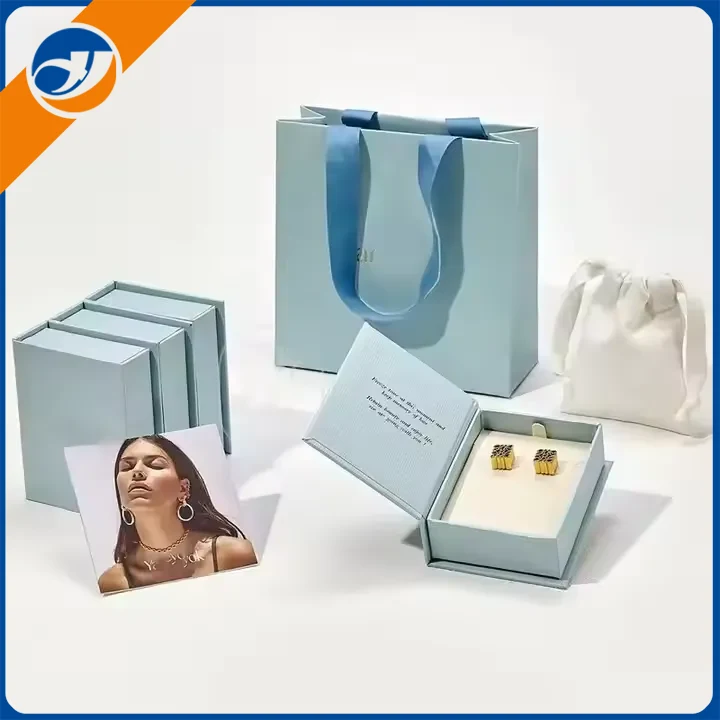 Sieraden ketting papier geschenkdoos